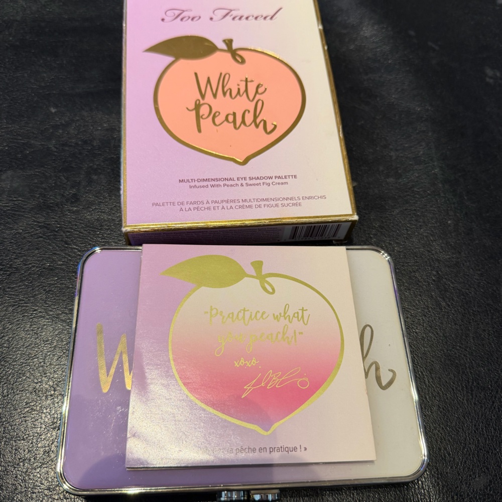 Too Faced White Peach Multi-Dimensional Eye Shadow Palette coquette coral